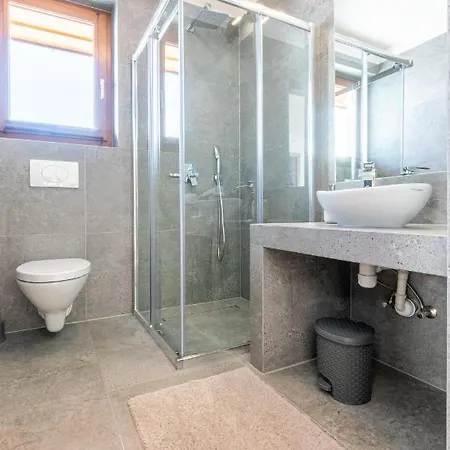 Tatra Z Zewnetrznym Jacuzzi Aparthotel *
