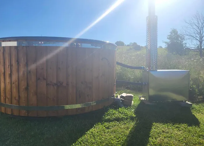 Tatra Z Zewnetrznym Jacuzzi بياوي دونايتس